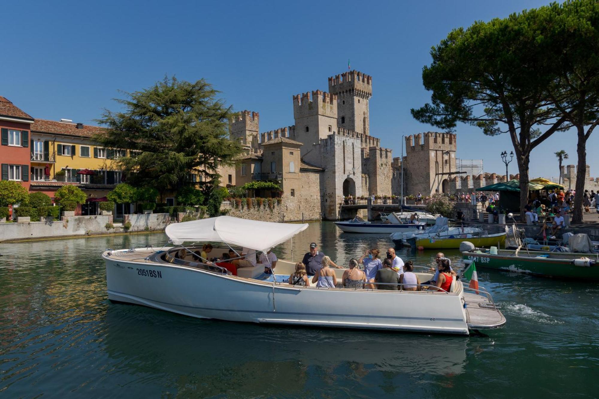 Sorridi Al Lago Sirmione Bagian luar foto